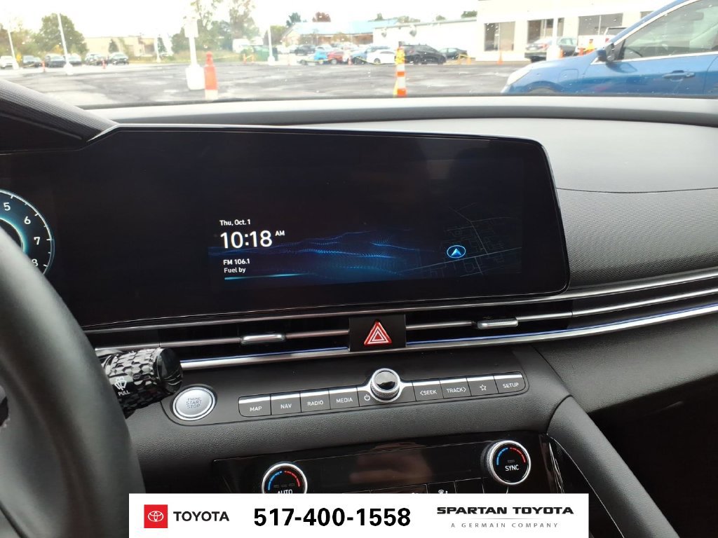 Used 2025 Hyundai Elantra SEL FWD image 20
