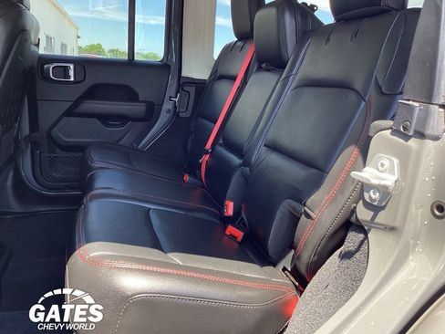 Used 2020 Jeep Wrangler Unlimited Rubicon w/ Quick Order Package 28Y Recon AWD/4WD image 14