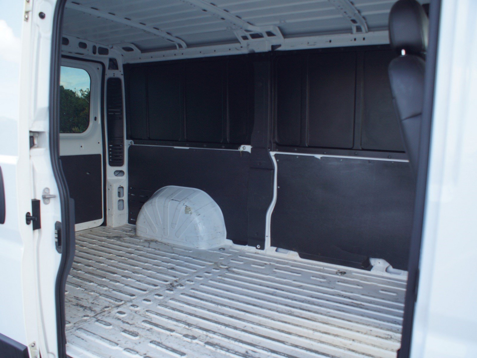 Used 2021 RAM ProMaster 1500 FWD image 17
