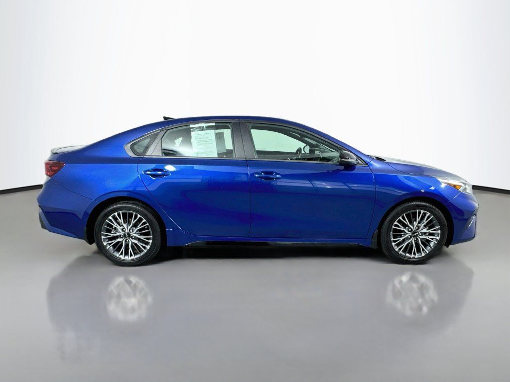 Used 2024 Kia Forte GT-Line FWD image 6