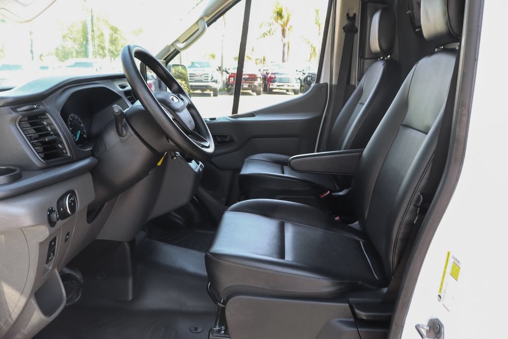 Used 2022 Ford E-Transit Medium Roof RWD image 23