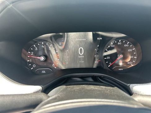 New 2024 Jeep Compass Latitude w/ Sun and Sound Group image 28