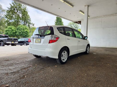 Used 2013 Honda Fit image 3