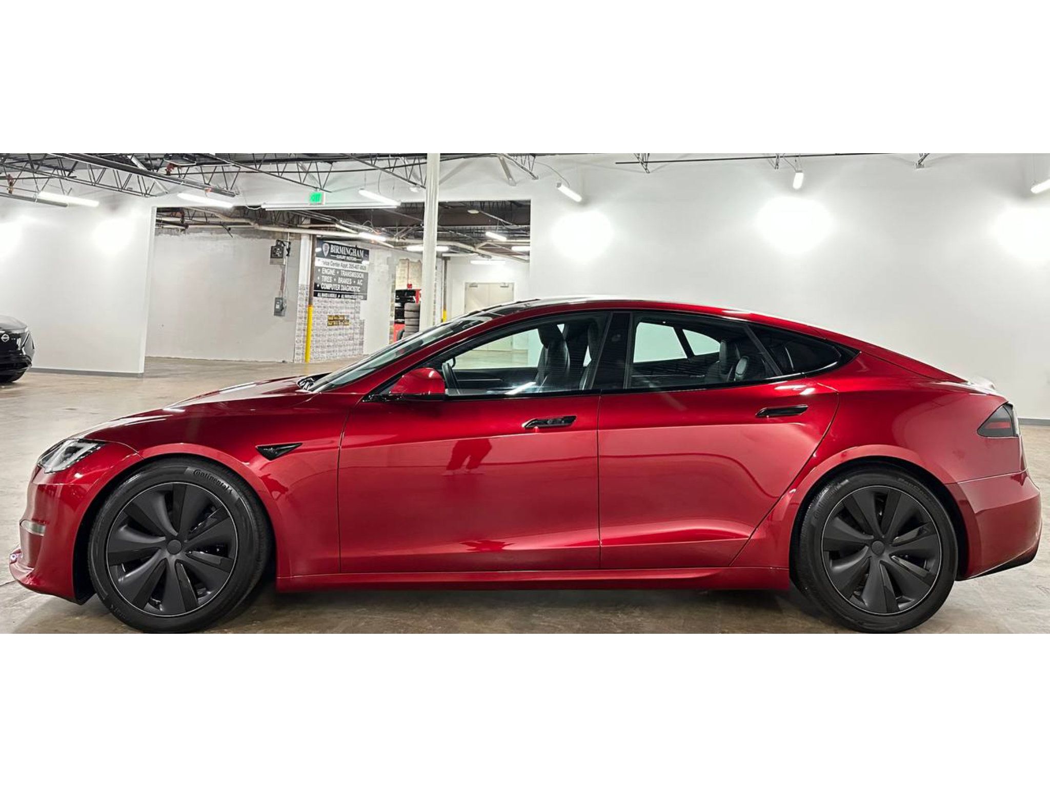 Used 2024 Tesla Model S AWD/4WD image 8