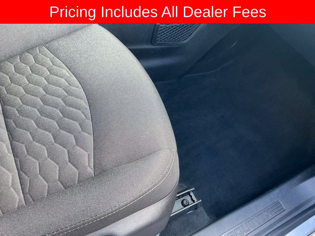 Used 2018 Chevrolet Equinox LT FWD image 21