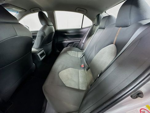 Used 2019 Toyota Camry LE FWD image 25
