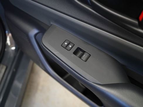 Used 2023 Toyota Prius LE AWD/4WD image 53