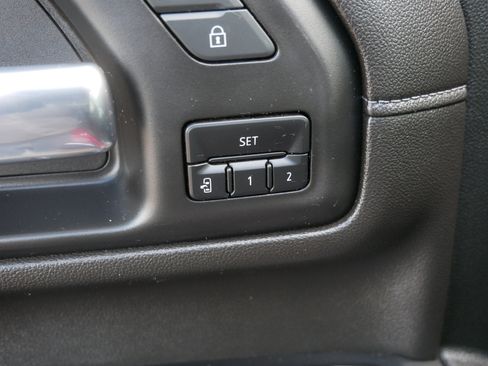 Used 2022 Chevrolet Silverado 3500 LTZ w/ LTZ Premium Package image 26