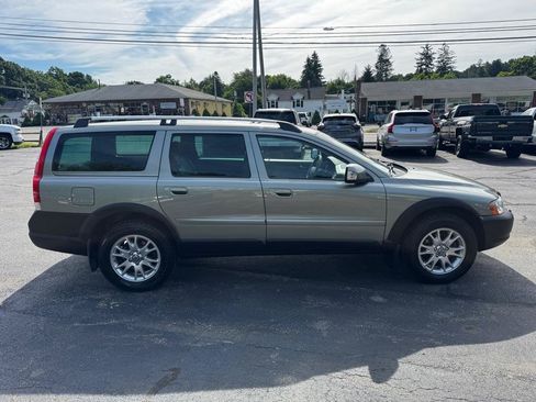 Used 2007 Volvo XC70 AWD/4WD image 7