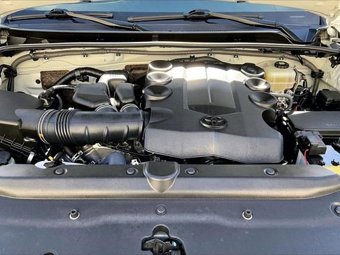 Used 2022 Toyota 4Runner Limited image 38