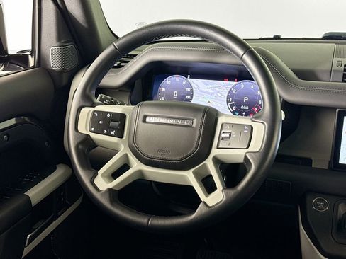 Used 2023 Land Rover Defender 110 X-Dynamic SE image 20