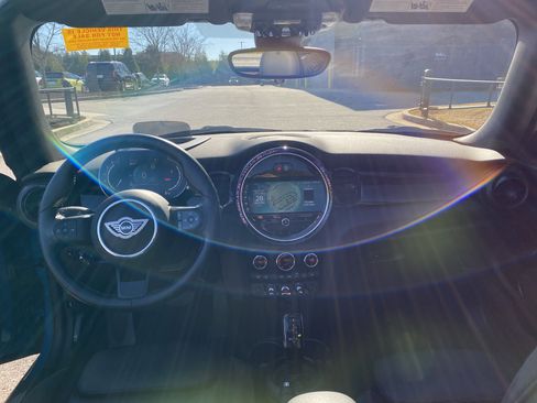 Used 2022 MINI Cooper Convertible image 17