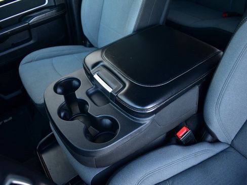 Used 2024 RAM 2500 Big Horn image 21