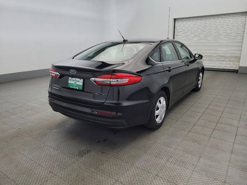 Used 2019 Ford Fusion S image 9