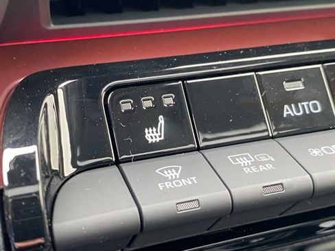 New 2026 Toyota Prius Plug-In Hybrid FWD image 22