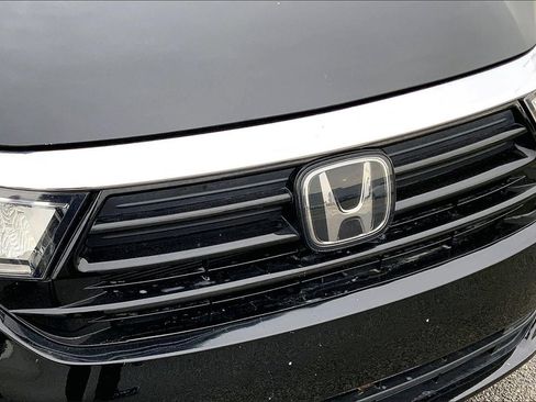 Used 2022 Honda Odyssey Touring image 25