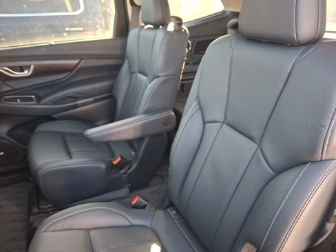 Used 2024 Subaru Ascent Touring image 11