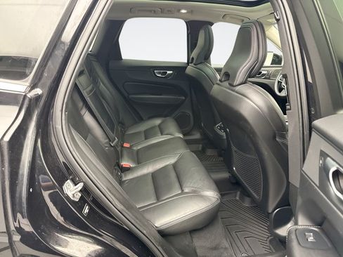 Used 2022 Volvo XC60 B6 Inscription AWD/4WD image 21