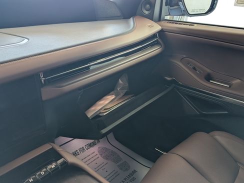 New 2025 Lincoln Navigator Reserve image 18