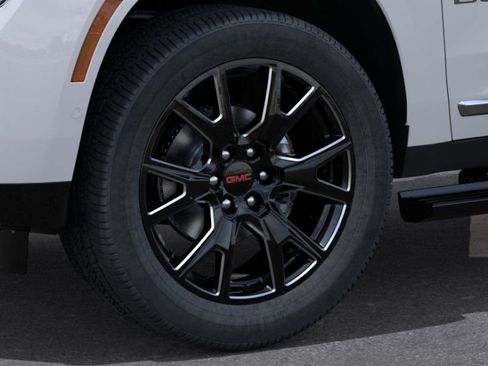 New 2026 GMC Yukon Denali image 9