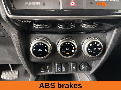 Used 2024 Mitsubishi Outlander Sport AWD image 17