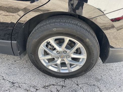 Certified 2024 Chevrolet Equinox LT w/ LPO, Floor Liner Package image 7