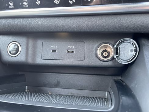 Used 2021 Nissan Rogue SV image 28