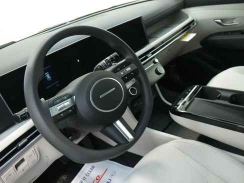 New 2026 Hyundai Tucson SEL image 13