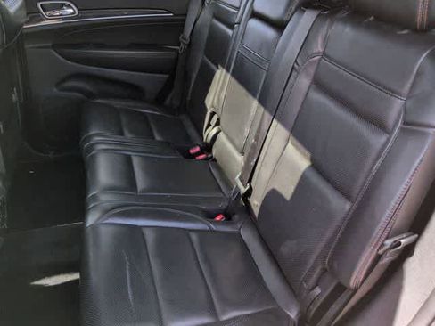 Used 2018 Jeep Grand Cherokee Trailhawk w/ Trailhawk Luxury Group AWD/4WD image 19
