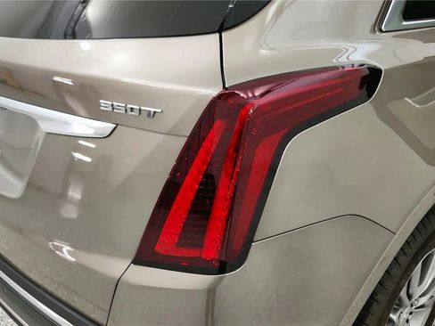 Used 2023 Cadillac XT5 Premium Luxury image 15