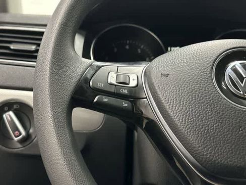 Used 2018 Volkswagen Jetta Wolfsburg Edition FWD image 17