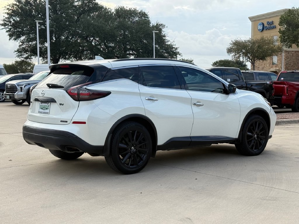 Used 2022 Nissan Murano SV w/ SV Midnight Edition Package FWD image 4