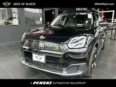 New 2025 MINI Cooper Countryman SE w/ Comfort Package Max