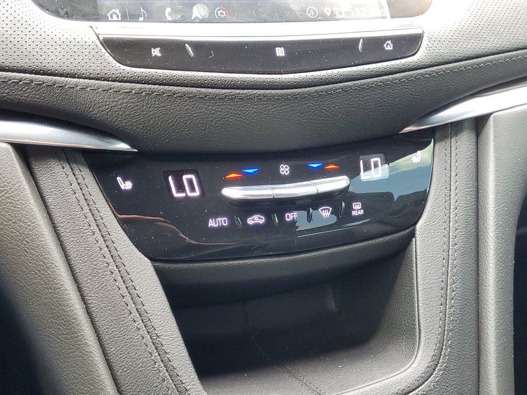 Used 2020 Cadillac XT5 Premium Luxury AWD/4WD image 31