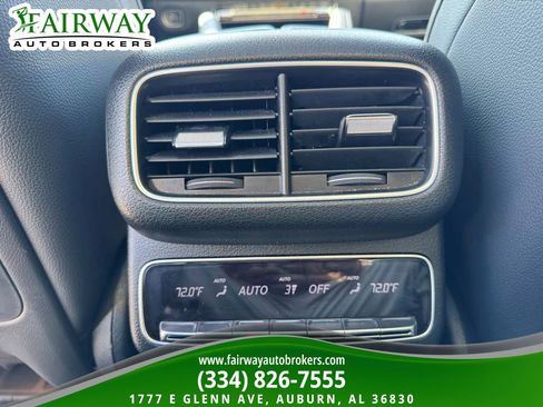 Used 2025 Mercedes-Benz GLS 450 4MATIC image 27