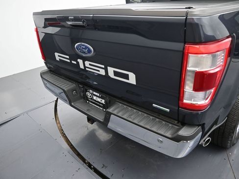 Used 2022 Ford F150 Lariat w/ Max Trailer Tow Package image 18