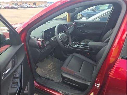 Used 2025 Chevrolet Equinox RS w/ Safety and Technology Package image 9