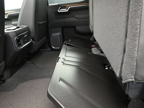 New 2026 Chevrolet Silverado 1500 High Country w/ Midnight Edition AWD/4WD image 17