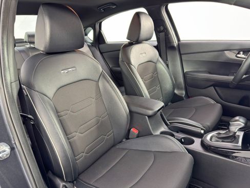 Used 2020 Kia Forte GT-Line image 29