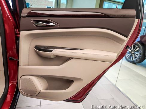 Used 2012 Cadillac SRX Luxury FWD image 23