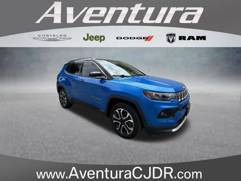 Certified 2022 Jeep Compass Limited AWD/4WD image 1