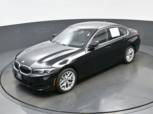 Used 2025 BMW 330i xDrive Sedan image 33