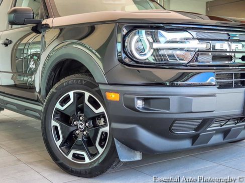 Used 2022 Ford Bronco Sport Outer Banks w/ Tech Package AWD/4WD image 4
