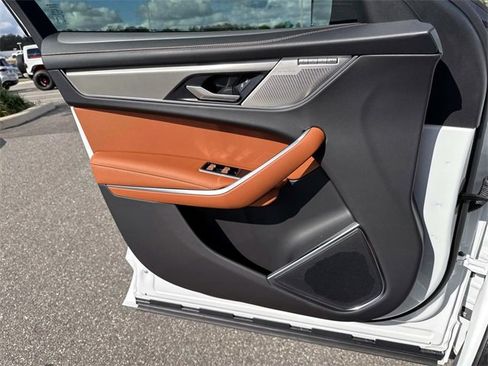 New 2025 Jaguar F-PACE R-Dynamic S image 19