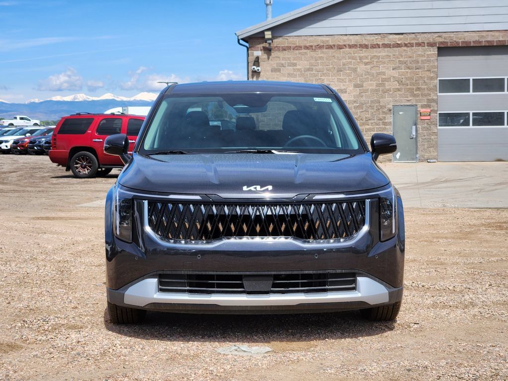 New 2026 Kia Carnival FWD image 5