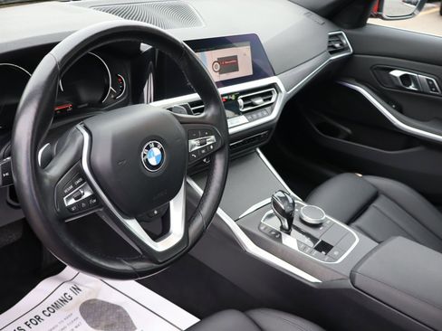 Used 2020 BMW 330i xDrive Sedan w/ Convenience Package image 9
