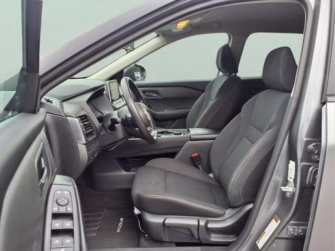 Used 2024 Nissan Rogue S AWD/4WD image 14