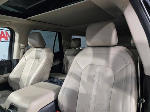Used 2024 Ford Expedition Max Limited RWD image 24