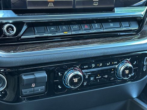 New 2026 GMC Sierra 1500 Elevation image 21