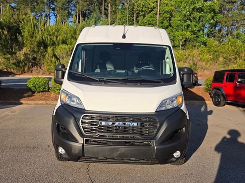 Used 2025 RAM ProMaster 2500 w/ Convenience Group FWD image 2